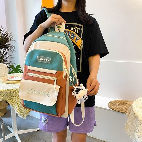 new korean backpack college style junior middle school student schoolbag outdoor leisure travel simple large capacity female
new korean backpack college style junior middle school student schoolbag outdoor leisure travel simple large capacity female