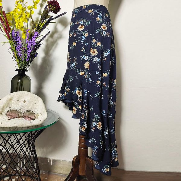 skirts boho women's chiffon skirt mid-calf floral a-line bohemian sunscreen casual asymmetric summer female travel beach clothes, Black
skirts boho women's chiffon skirt mid-calf floral a-line bohemian sunscreen casual asymmetric summer female travel beach clothes, Black