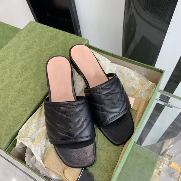 black shoes flat slippers luxury designer sandals 2021 summer fashion outdoor banquet leather casual g metal button slipper large women sand
black shoes flat slippers luxury designer sandals 2021 summer fashion outdoor banquet leather casual g metal button slipper large women sand