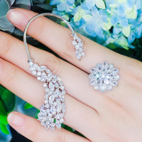 stud cwwzircons sparkling cubic zirconia cluster flower big long asymmetrical ear hook climber earrings women punk jewelry cz732, Golden;silver
stud cwwzircons sparkling cubic zirconia cluster flower big long asymmetrical ear hook climber earrings women punk jewelry cz732, Golden;silver