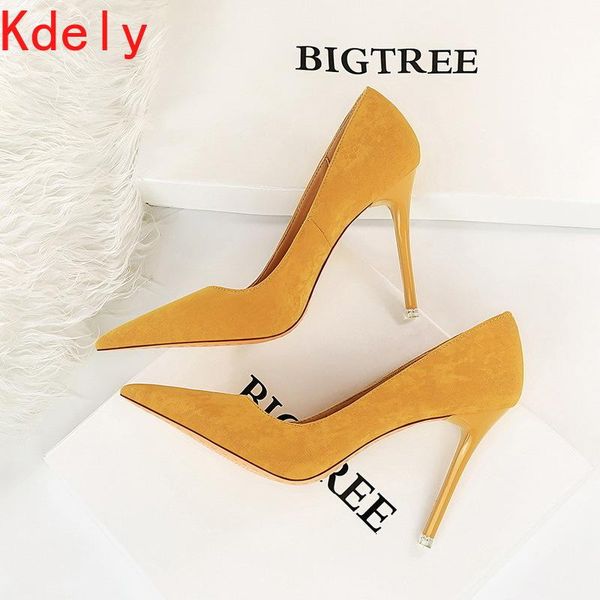dress shoes 2021 women pumps suede high heels fashion office stiletto party female comfort, Black
dress shoes 2021 women pumps suede high heels fashion office stiletto party female comfort, Black