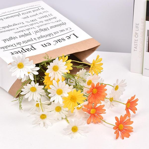 decorative flowers & wreaths 5 heads silk daisy artificial bouquet for wedding home living room garden decoration fake vase accessories
decorative flowers & wreaths 5 heads silk daisy artificial bouquet for wedding home living room garden decoration fake vase accessories