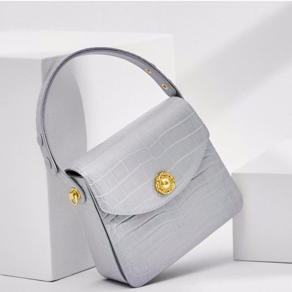 evening bags genuine leather handbags fashion simple small square bag retro crocodile pattern trapezoidal
evening bags genuine leather handbags fashion simple small square bag retro crocodile pattern trapezoidal