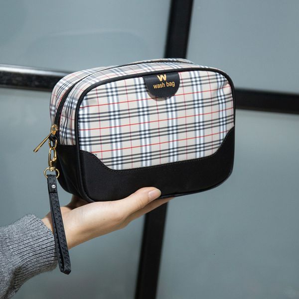 cosmetic bag washing bag, women's small portable travel multi-function holding large capacity classic lattice net red
cosmetic bag washing bag, women's small portable travel multi-function holding large capacity classic lattice net red