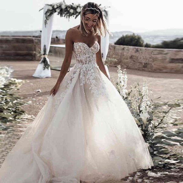 boho wedding dress 2021 vestido de novia sweetheart a line court train strapless bride dresses 3d appliqued beaded princess robe, White
boho wedding dress 2021 vestido de novia sweetheart a line court train strapless bride dresses 3d appliqued beaded princess robe, White