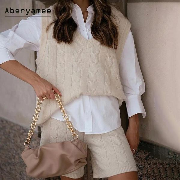 women's vests aberyamee v woman vest knitted sleeveless long lady sweater high street retro twist oversized 90s elegant clothing fashio, Black;white
women's vests aberyamee v woman vest knitted sleeveless long lady sweater high street retro twist oversized 90s elegant clothing fashio, Black;white