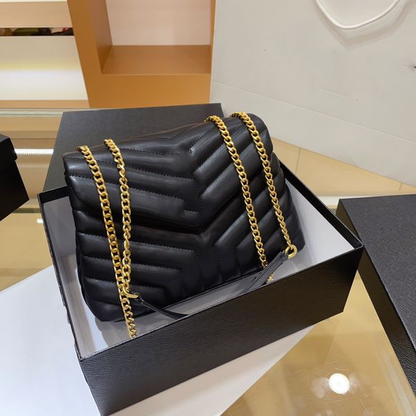 2021 luxury famous designer handbags women chain crossbody bag clutch lady genuine leather flap purses with box
2021 luxury famous designer handbags women chain crossbody bag clutch lady genuine leather flap purses with box