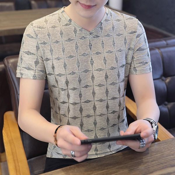 men's t-shirts 2021 summer ice silk short sleeve t-shirt thin v-neck high-end mulberry trend flower base shirt, White;black
men's t-shirts 2021 summer ice silk short sleeve t-shirt thin v-neck high-end mulberry trend flower base shirt, White;black