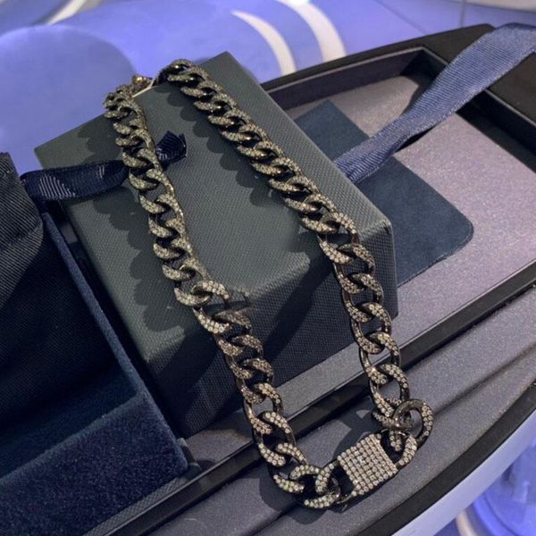 pendant necklaces brand 1:1luxury necklace black color link twist chain micro cubic zirconia stones women gift fashion jewelry, Silver
pendant necklaces brand 1:1luxury necklace black color link twist chain micro cubic zirconia stones women gift fashion jewelry, Silver