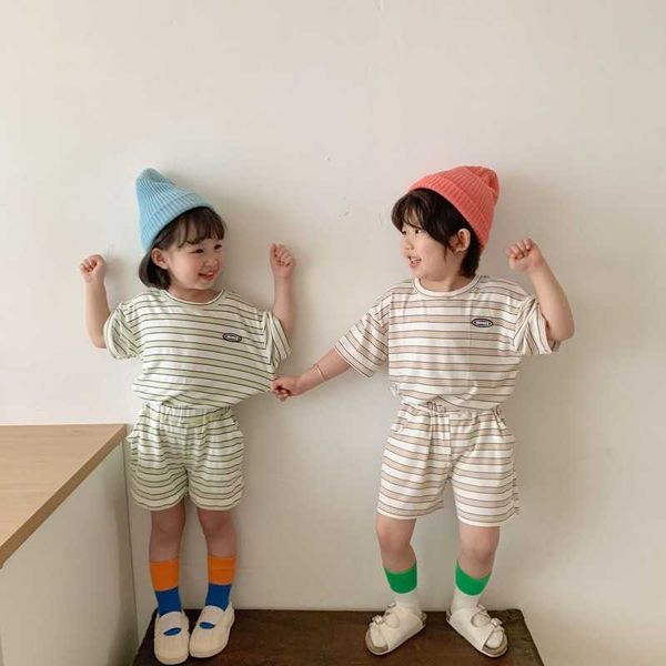 korean style summer children striped set boys and girls cotton loose short sleeve tees shorts 2pcs 210615, White
korean style summer children striped set boys and girls cotton loose short sleeve tees shorts 2pcs 210615, White