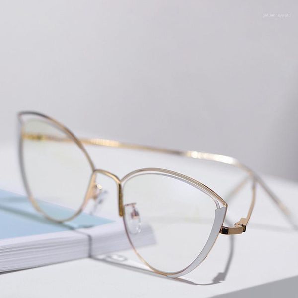 anti-blue light glasses cat eye ultralight metal frames men women optical fashion computer office dedicated sunglasses, White;black
anti-blue light glasses cat eye ultralight metal frames men women optical fashion computer office dedicated sunglasses, White;black