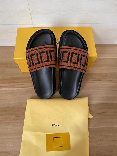 2021 new men's slippers women casual ,sandals, slides, shuttle fabric ladies comfortable and versatile in summer, with packaging, Black
2021 new men's slippers women casual ,sandals, slides, shuttle fabric ladies comfortable and versatile in summer, with packaging, Black