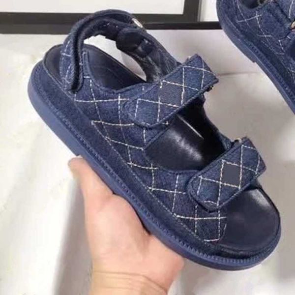 checkered woman shoes hook & loop sandals rome thick bottom female summer cool fashion concise women 2021, Black
checkered woman shoes hook & loop sandals rome thick bottom female summer cool fashion concise women 2021, Black