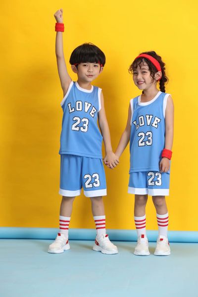 summer blue basketball sets for kids kit young sports sleeveless suits vest+shorts love #23 boy children clothing wear, Black;red
summer blue basketball sets for kids kit young sports sleeveless suits vest+shorts love #23 boy children clothing wear, Black;red