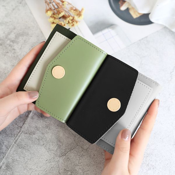 wallet women's 3-fold metal decorative buckle two-color horizontal young student spring 2021 product, Red;black
wallet women's 3-fold metal decorative buckle two-color horizontal young student spring 2021 product, Red;black