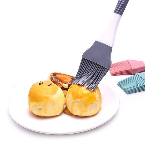 tools & accessories two-color silicone oil brush high temperature resistant butter scraper multi-function baking tool
tools & accessories two-color silicone oil brush high temperature resistant butter scraper multi-function baking tool