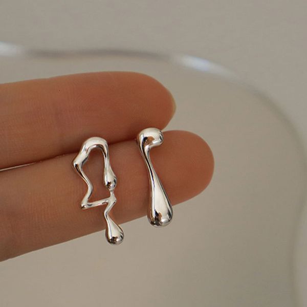 s925 sier asymmetric lava earrings advanced design sense of indifference hip hop minority light luxury personality, Golden
s925 sier asymmetric lava earrings advanced design sense of indifference hip hop minority light luxury personality, Golden