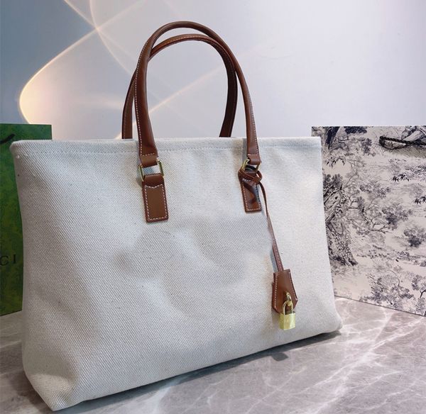 luxury designer tote bag shoulder bags handbags high-capacity high-quality canvas various styles different colors with original box size 41*
luxury designer tote bag shoulder bags handbags high-capacity high-quality canvas various styles different colors with original box size 41*