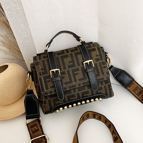 65% off store online luxury handbags net women's winter new fashion portable messenger foreign style ins broadband small square bag
65% off store online luxury handbags net women's winter new fashion portable messenger foreign style ins broadband small square bag
