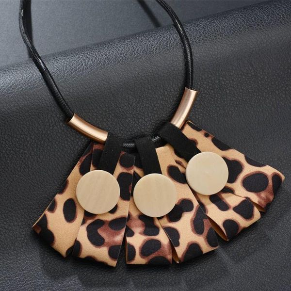 chokers diezi fashion pu leather chain necklace for women 2021 3 colors vintage leopard choker statement girls jewelry, Golden;silver
chokers diezi fashion pu leather chain necklace for women 2021 3 colors vintage leopard choker statement girls jewelry, Golden;silver