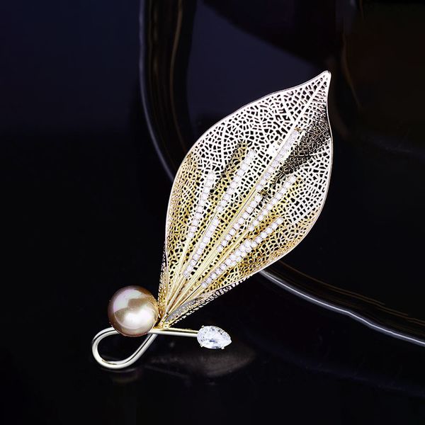 gold color crystal leaf brooches for women's clothing coat corsage accessories elegant simulated pearl brooch pin jewelry 2021, Gray
gold color crystal leaf brooches for women's clothing coat corsage accessories elegant simulated pearl brooch pin jewelry 2021, Gray