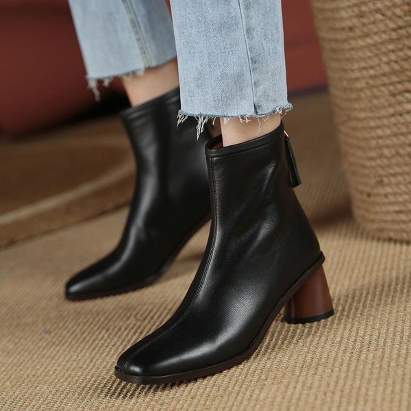boots aliona shoo 2021 autumn winter women ankle fashion concise genuine leather back zipper thick heels platforms shoes woman, Black
boots aliona shoo 2021 autumn winter women ankle fashion concise genuine leather back zipper thick heels platforms shoes woman, Black