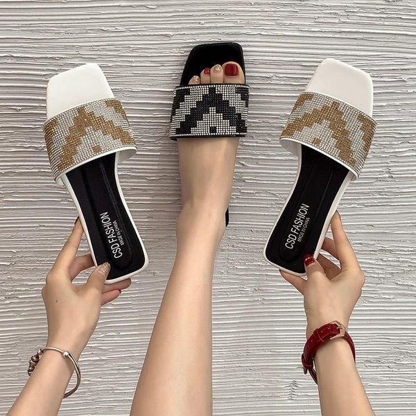 slippers big size low casual glitter slides female shoes luxury jelly 2021 soft summer pu fabric crystal rubber fashion hoof hee, Black
slippers big size low casual glitter slides female shoes luxury jelly 2021 soft summer pu fabric crystal rubber fashion hoof hee, Black