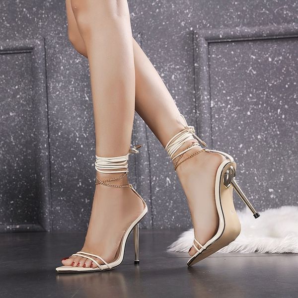 slippers summer pointed metal chain strap stiletto sandals large size banquet dress fashion all-match roman female 3yv9, Black
slippers summer pointed metal chain strap stiletto sandals large size banquet dress fashion all-match roman female 3yv9, Black