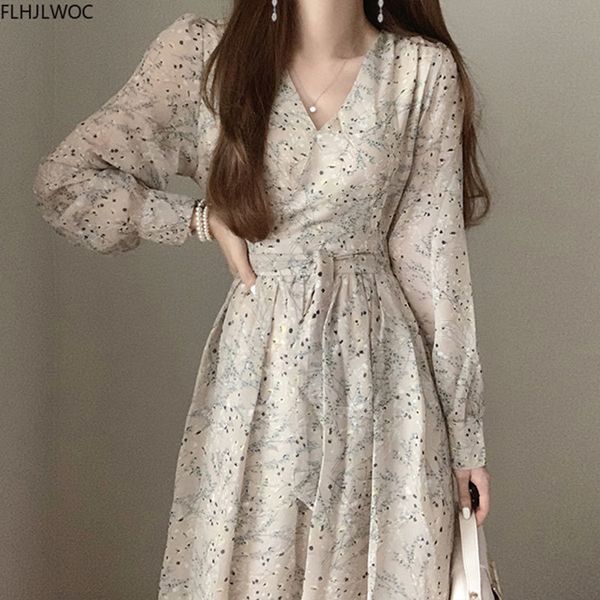2020 autumn basic long dress long sleeve v neck floral printed retro vintage a line women dresses chic korea fashion vestidos x0521, Black;gray
2020 autumn basic long dress long sleeve v neck floral printed retro vintage a line women dresses chic korea fashion vestidos x0521, Black;gray