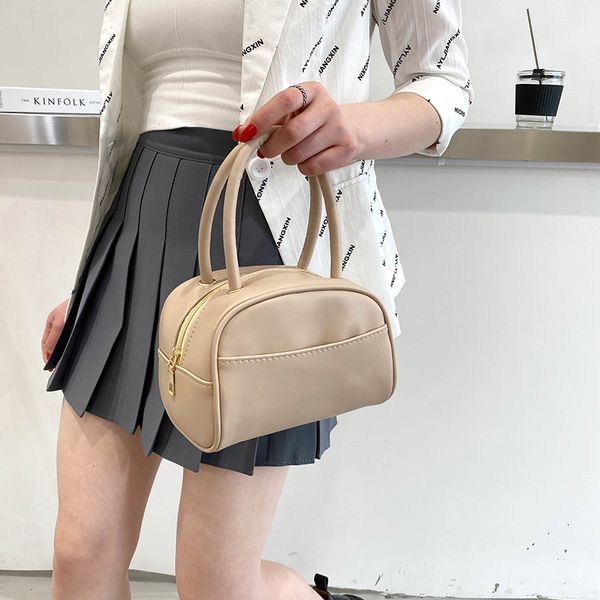 solid color women daily purse tote bag fashion pu leather female small square shoulder bags vintage design ladies mini handbags
solid color women daily purse tote bag fashion pu leather female small square shoulder bags vintage design ladies mini handbags