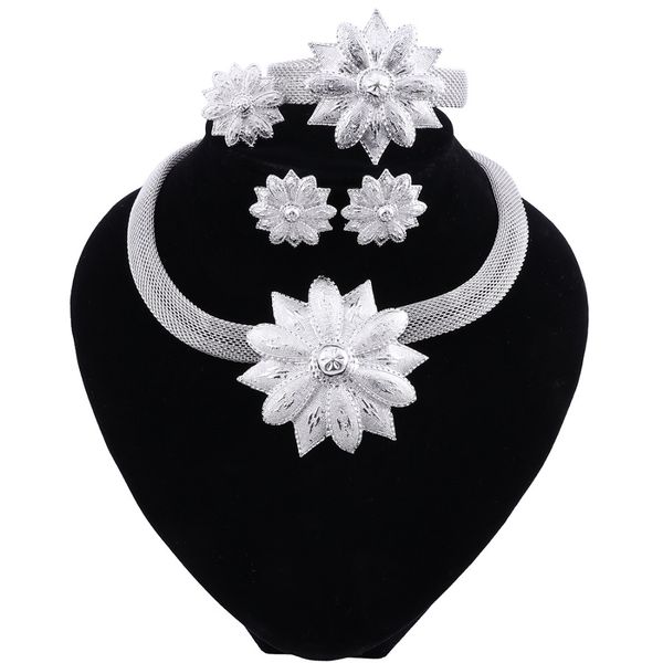 new trendy elegant silver plated necklace earrings bracelet ring dubai jewelry sets for women party accessories, Slivery;golden
new trendy elegant silver plated necklace earrings bracelet ring dubai jewelry sets for women party accessories, Slivery;golden