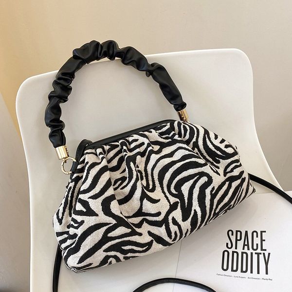 womens bag luxury clutch purse and handbag retro shoulder bags for women luxury hand bag ladies crossbody bag female totes mmm
womens bag luxury clutch purse and handbag retro shoulder bags for women luxury hand bag ladies crossbody bag female totes mmm