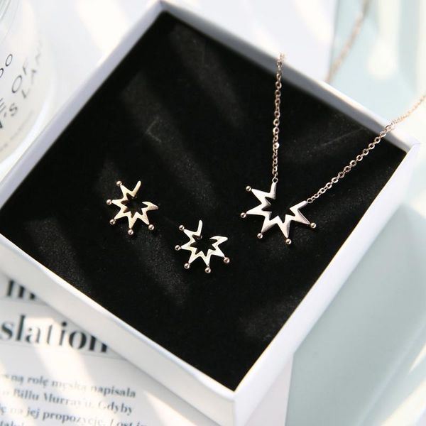 pendant necklaces yun ruo 2021 arrival rose gold color fashion sun shape necklace set titanium steel woman jewelry gift never fade, Silver
pendant necklaces yun ruo 2021 arrival rose gold color fashion sun shape necklace set titanium steel woman jewelry gift never fade, Silver