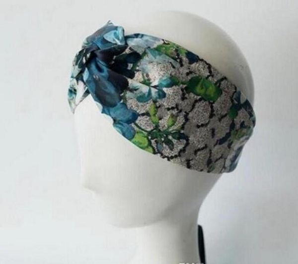 2022 new elastic headband for men and women 2022 letter sequins design green red flower hair bands girl retro turban headwraps, Silver
2022 new elastic headband for men and women 2022 letter sequins design green red flower hair bands girl retro turban headwraps, Silver
