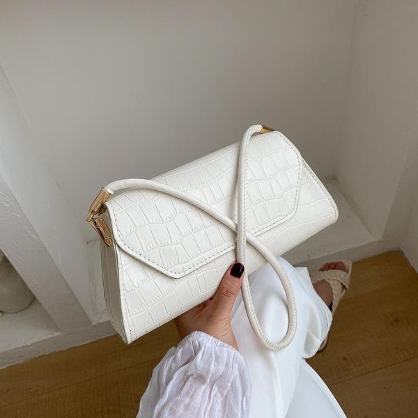 evening bags vintage alligator baguette shape bag luxury leather handbag 2021 fashion shoulder womens messenger crossbody purses
evening bags vintage alligator baguette shape bag luxury leather handbag 2021 fashion shoulder womens messenger crossbody purses