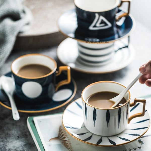 simple striped coffee cup and saucer set handle mug household afternoon tea hand-painted ceramic restaurant supplies mugs
simple striped coffee cup and saucer set handle mug household afternoon tea hand-painted ceramic restaurant supplies mugs
