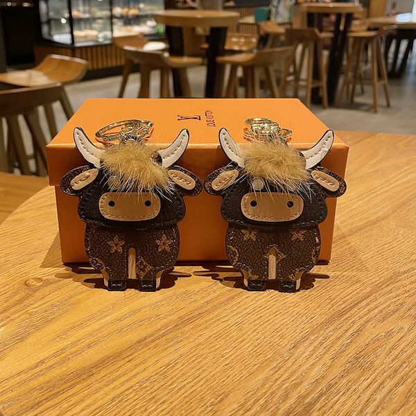trendy presbyopic cow doll bags automobile hanging ornament couple accessories creative keychain gift wholesale, Slivery;golden
trendy presbyopic cow doll bags automobile hanging ornament couple accessories creative keychain gift wholesale, Slivery;golden