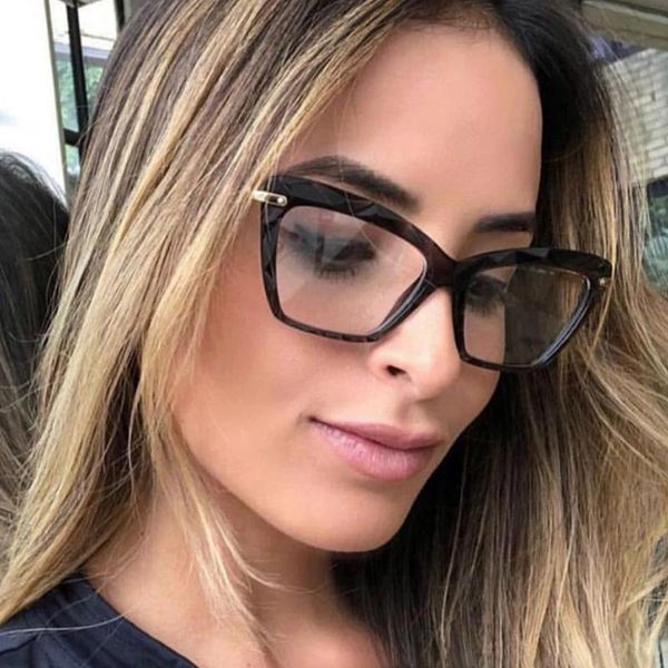 outdoor eyewear vintage cat eye design women anti-blue light eyeglasses classic brand metal frame glasses ladies trendy candy color
outdoor eyewear vintage cat eye design women anti-blue light eyeglasses classic brand metal frame glasses ladies trendy candy color