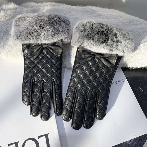 gloves version real sheepskin rabbit hair plush thickened warm and cold proof riding touch screen split finger driving thin, Blue;gray
gloves version real sheepskin rabbit hair plush thickened warm and cold proof riding touch screen split finger driving thin, Blue;gray