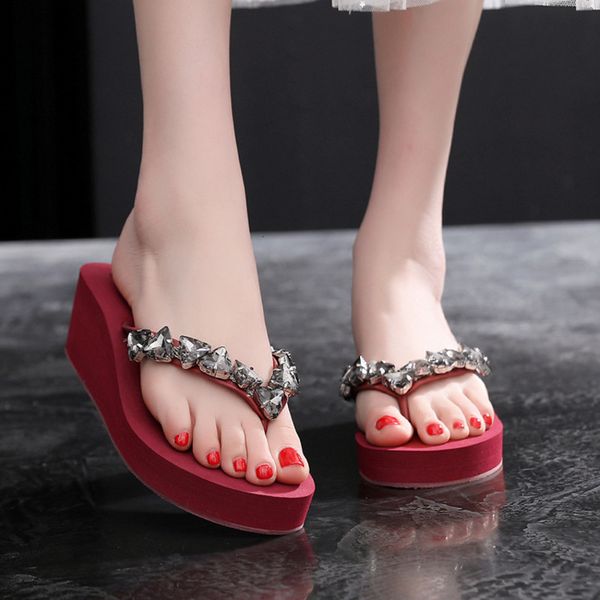 new slippers women's summer wear fashion versatile diamond beach women's summer beach thick bottom herringbone slippers, Black
new slippers women's summer wear fashion versatile diamond beach women's summer beach thick bottom herringbone slippers, Black