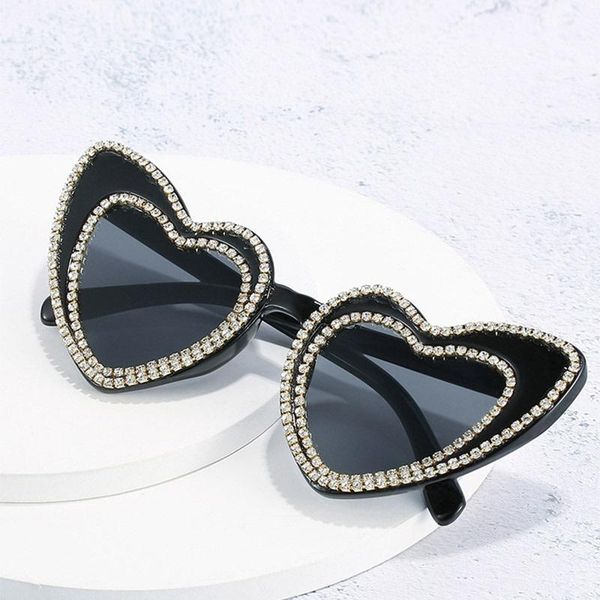 women's love cat eye sunglasses lady heart shape shades luxury diamond crystal female zonnebril dames, White;black
women's love cat eye sunglasses lady heart shape shades luxury diamond crystal female zonnebril dames, White;black