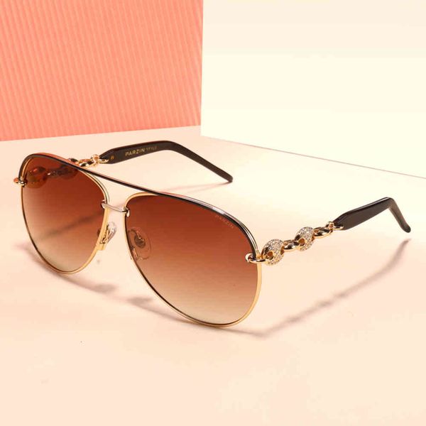 glasses parson elegant rhinestone sunglasses fashion anti uv polarized sunscreen, White;black
glasses parson elegant rhinestone sunglasses fashion anti uv polarized sunscreen, White;black