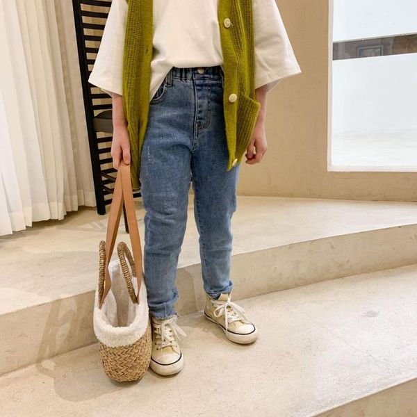 spring arrival korean style girl's trousers fashion tight elastic jeans long pants all-match casual for cool baby girls, Blue
spring arrival korean style girl's trousers fashion tight elastic jeans long pants all-match casual for cool baby girls, Blue
