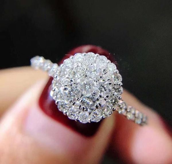 wedding rings luxury female white zircon stone ring charm silver color big for women classic bride crystal round engagement, Slivery;golden
wedding rings luxury female white zircon stone ring charm silver color big for women classic bride crystal round engagement, Slivery;golden