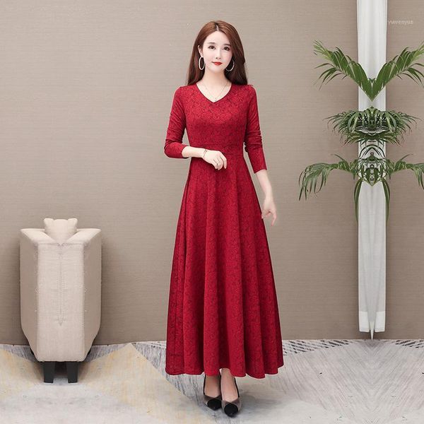 casual dresses 2021 spring autumn women jacquard dress elegant slim v-neck vintage long sleeve pleated a-line vestidos r90, Black;gray
casual dresses 2021 spring autumn women jacquard dress elegant slim v-neck vintage long sleeve pleated a-line vestidos r90, Black;gray