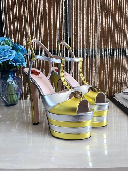 2021 good quality fashion women luxurys designers shoes designer sandals womens luxury high heels sandal dress shoess with box size 35-40 -g, Black
2021 good quality fashion women luxurys designers shoes designer sandals womens luxury high heels sandal dress shoess with box size 35-40 -g, Black