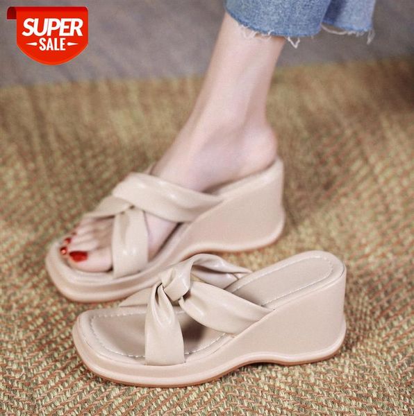 temperament wedge slippers women korean version of the net red fairy style cross sandals gentle wind high heels #x19g, Black
temperament wedge slippers women korean version of the net red fairy style cross sandals gentle wind high heels #x19g, Black