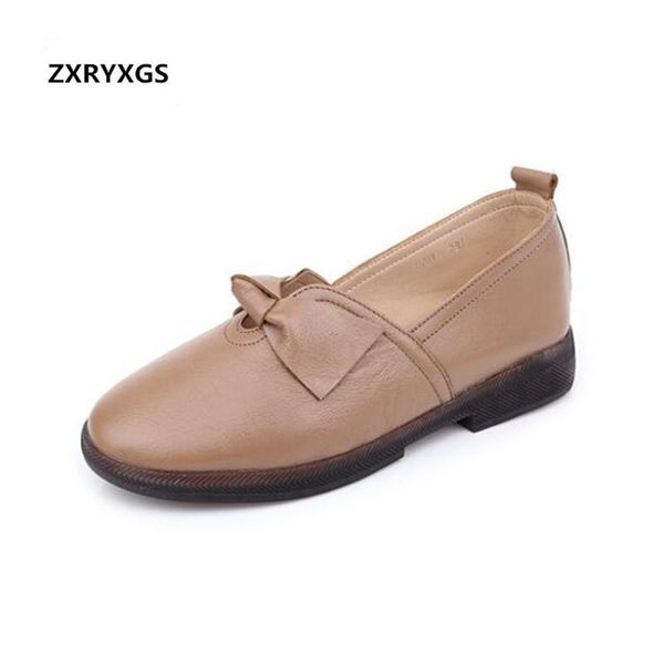 dress shoes 2021 spring and autumn bow fashion woman thick with low heel soft comfortable genuine leather casual, Black
dress shoes 2021 spring and autumn bow fashion woman thick with low heel soft comfortable genuine leather casual, Black