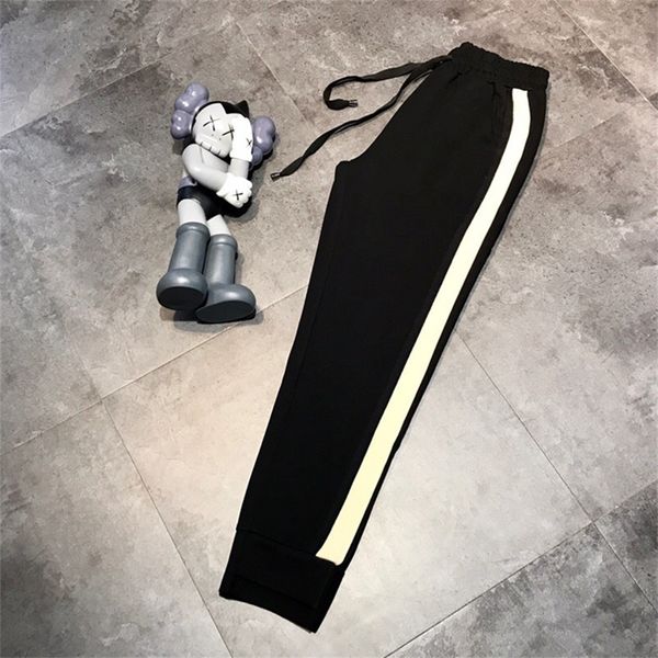 the new style of autumn and winter is simple versatile, the side webbing thin. three dimensional tailoring pants casual, White;black
the new style of autumn and winter is simple versatile, the side webbing thin. three dimensional tailoring pants casual, White;black