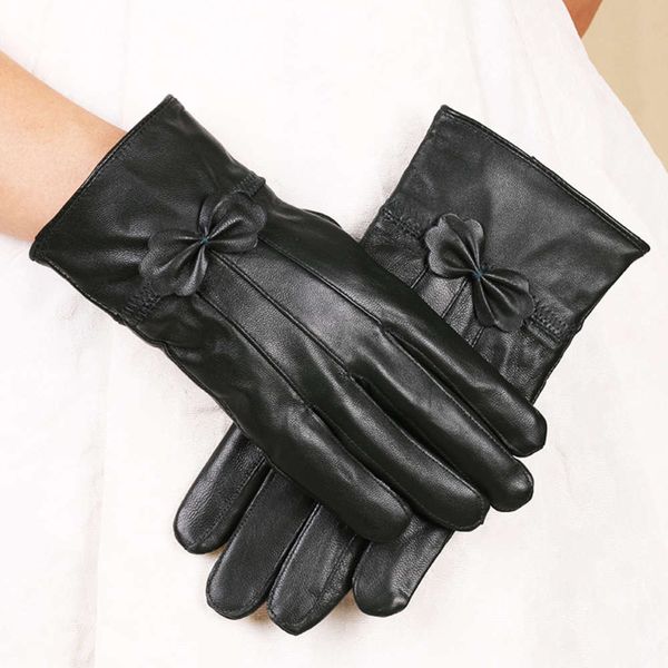 gloves straight autumn and winter women' leather warm sheepskin fashion patchwork bow, Blue;gray
gloves straight autumn and winter women' leather warm sheepskin fashion patchwork bow, Blue;gray